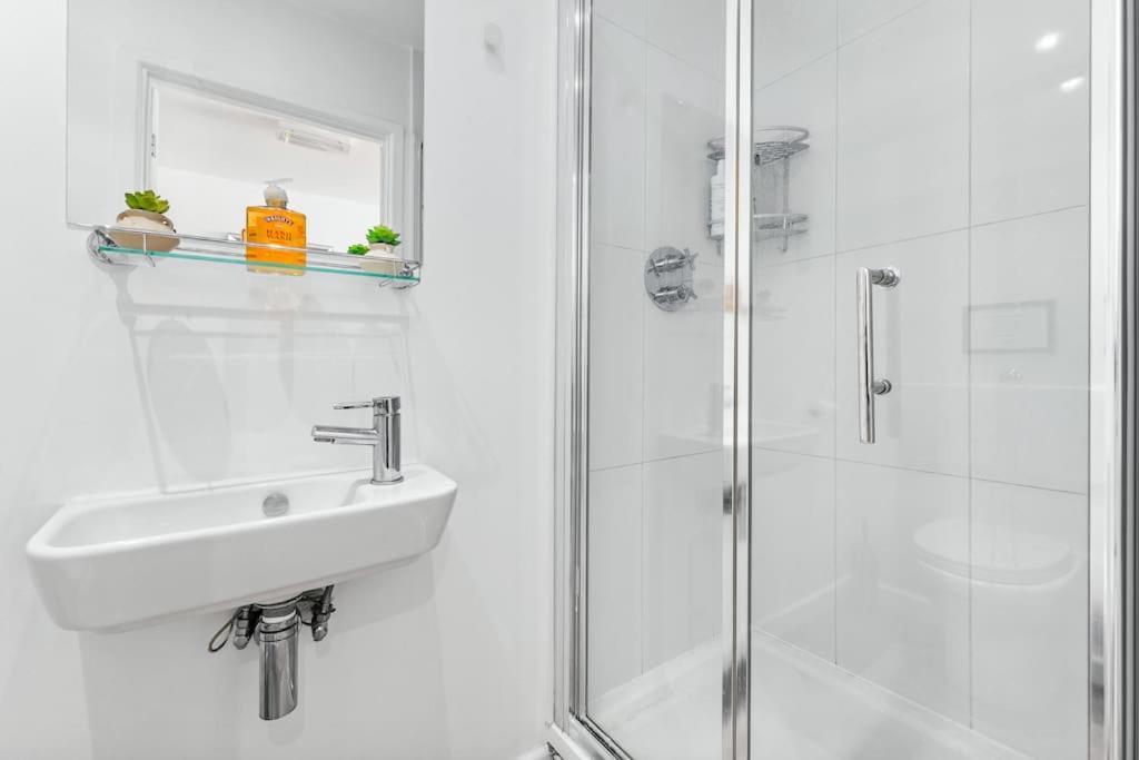 Spacious And Delightful Sleep 5 Piccadilly Vrc London Exteriör bild